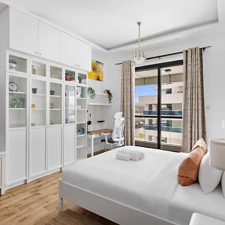 Beautiful 1Br Apartment Close To Bluewaters Island Dubaï Extérieur photo
